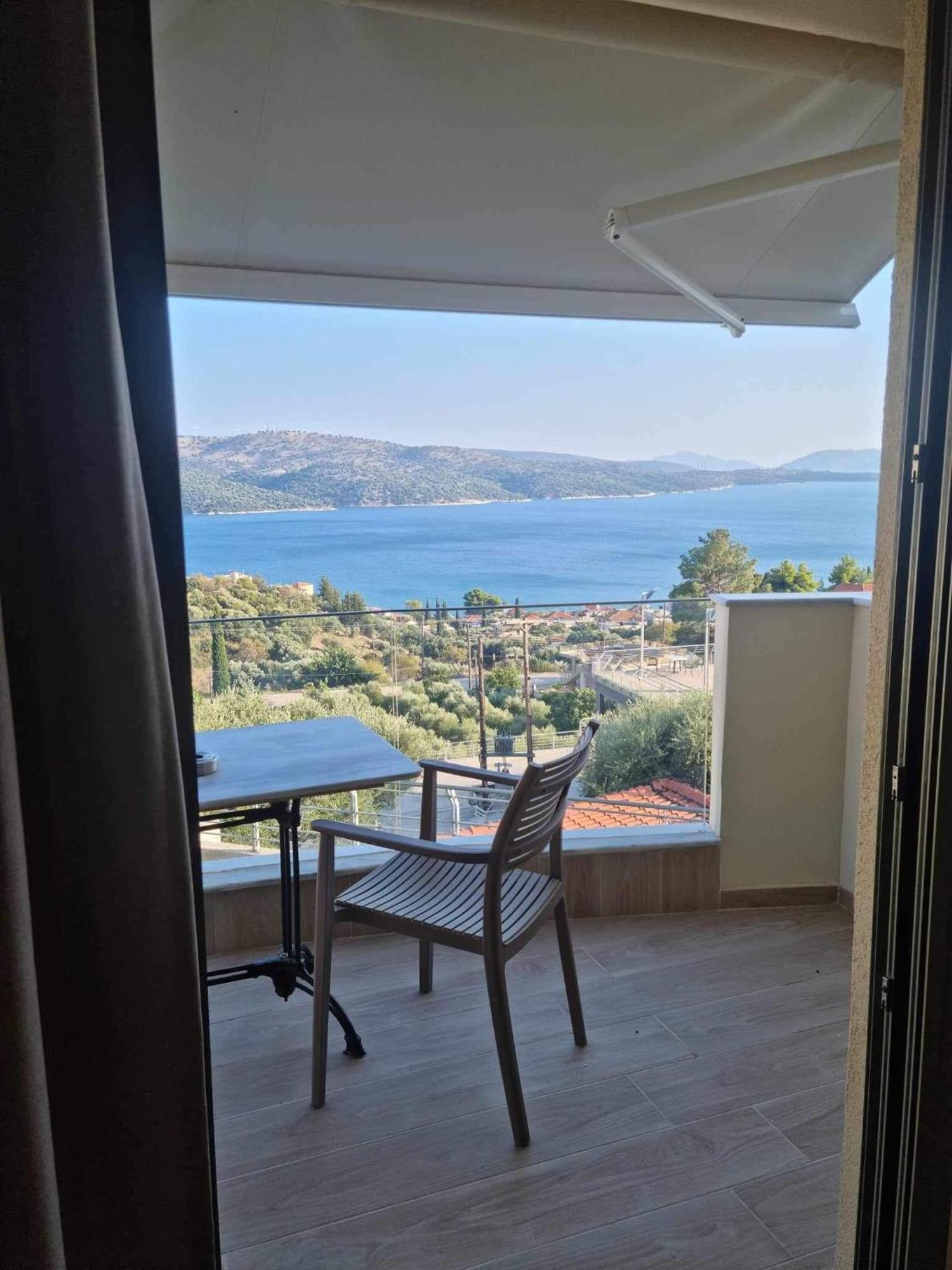 Giannis Village Resort Astakós エクステリア 写真