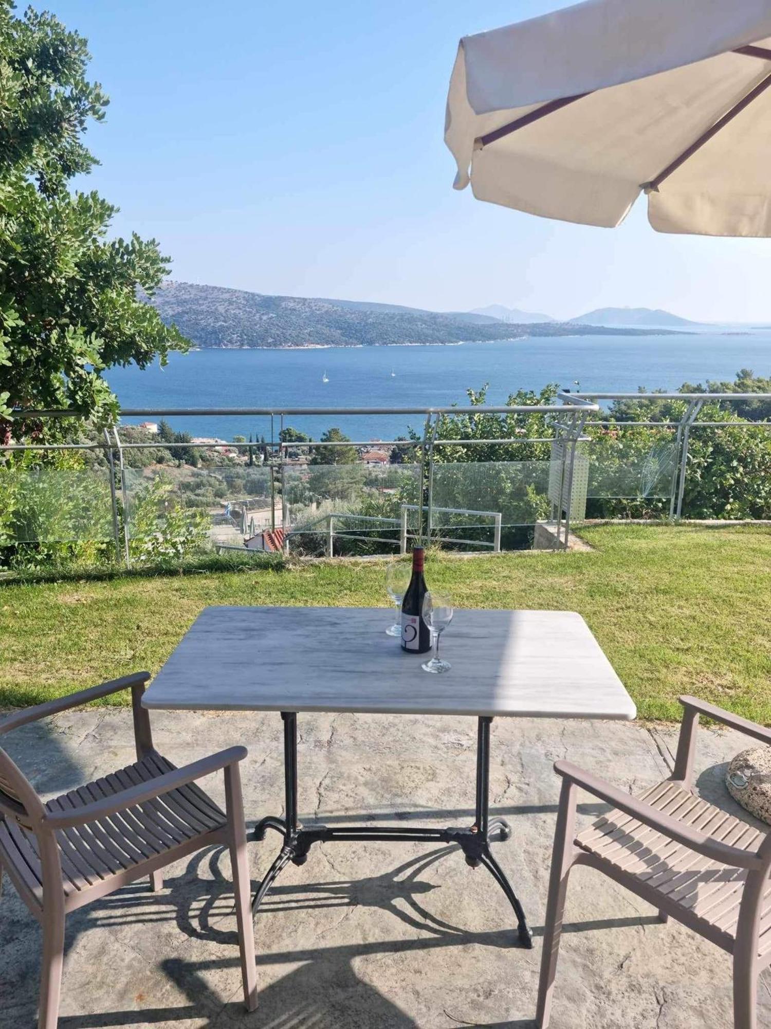 Giannis Village Resort Astakós エクステリア 写真